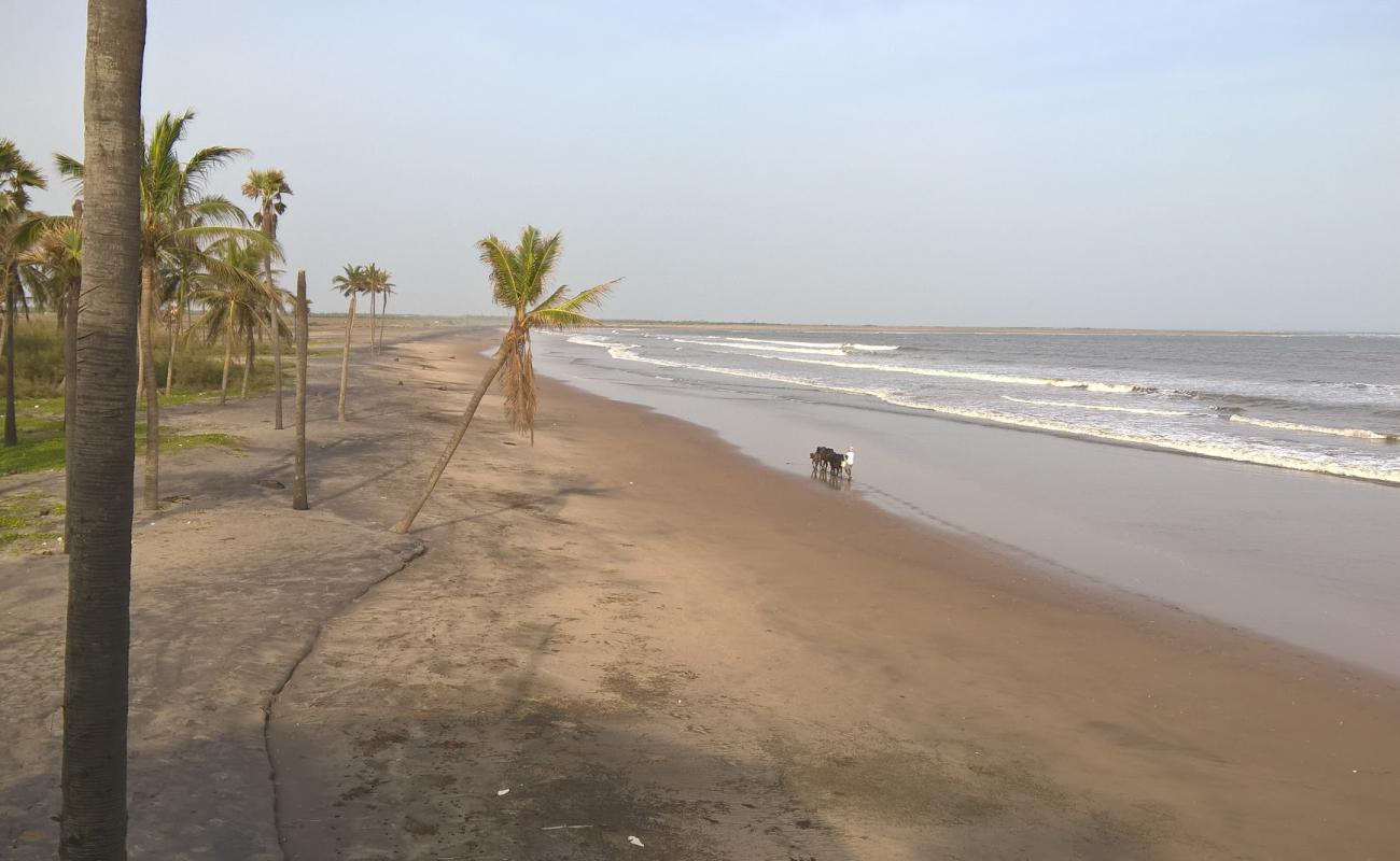 Foto de Pedamaina vanilanka Beach con arena brillante superficie