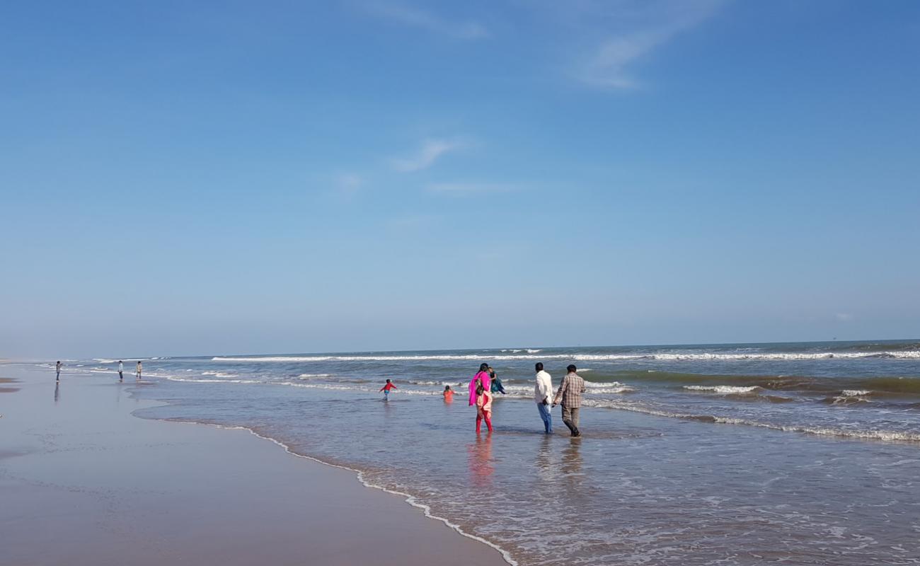 Foto de Surasani Yanam Beach con brillante arena fina superficie