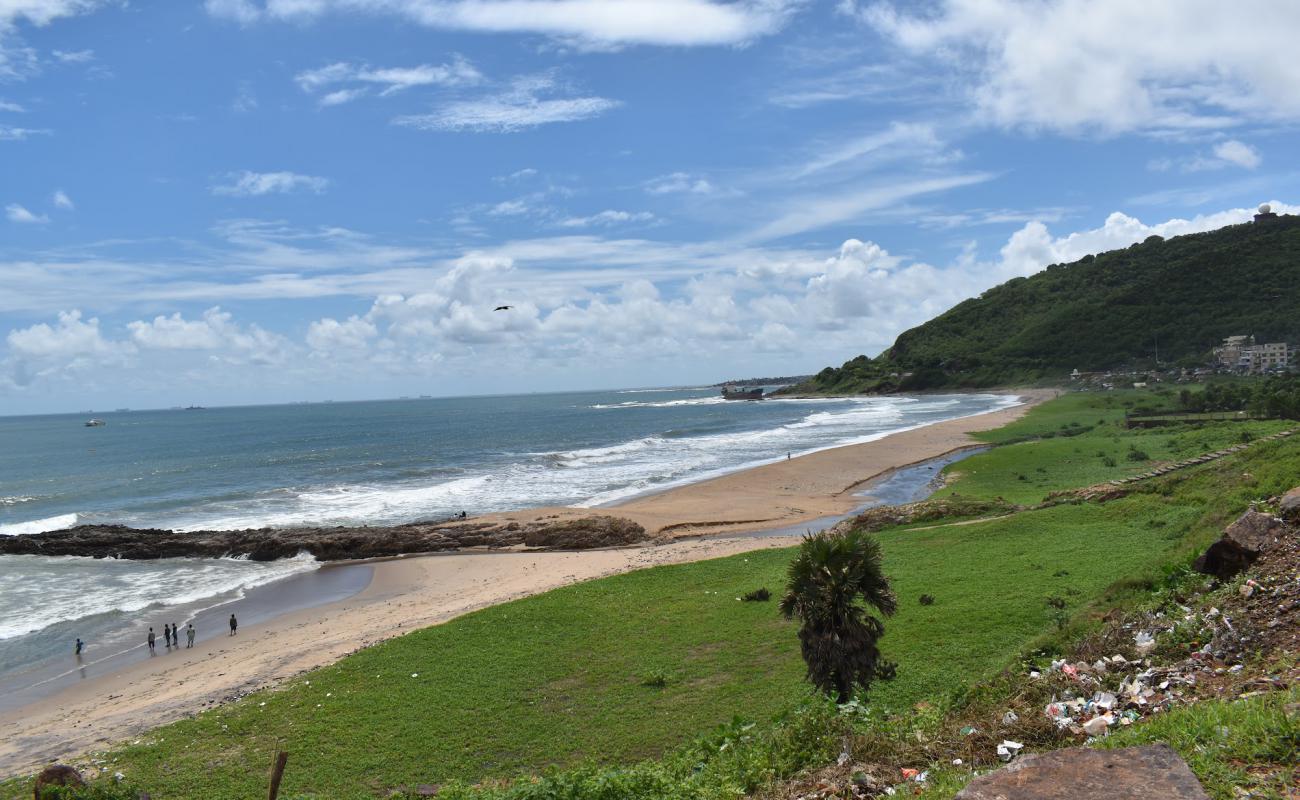 Foto de Jodugulla Palem Beach con arena brillante superficie