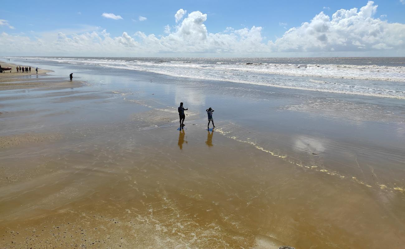 Foto de Mandarmani Sea Beach con arena brillante superficie