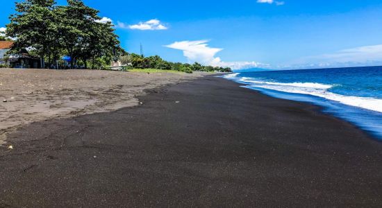 Goa Lawah Beach