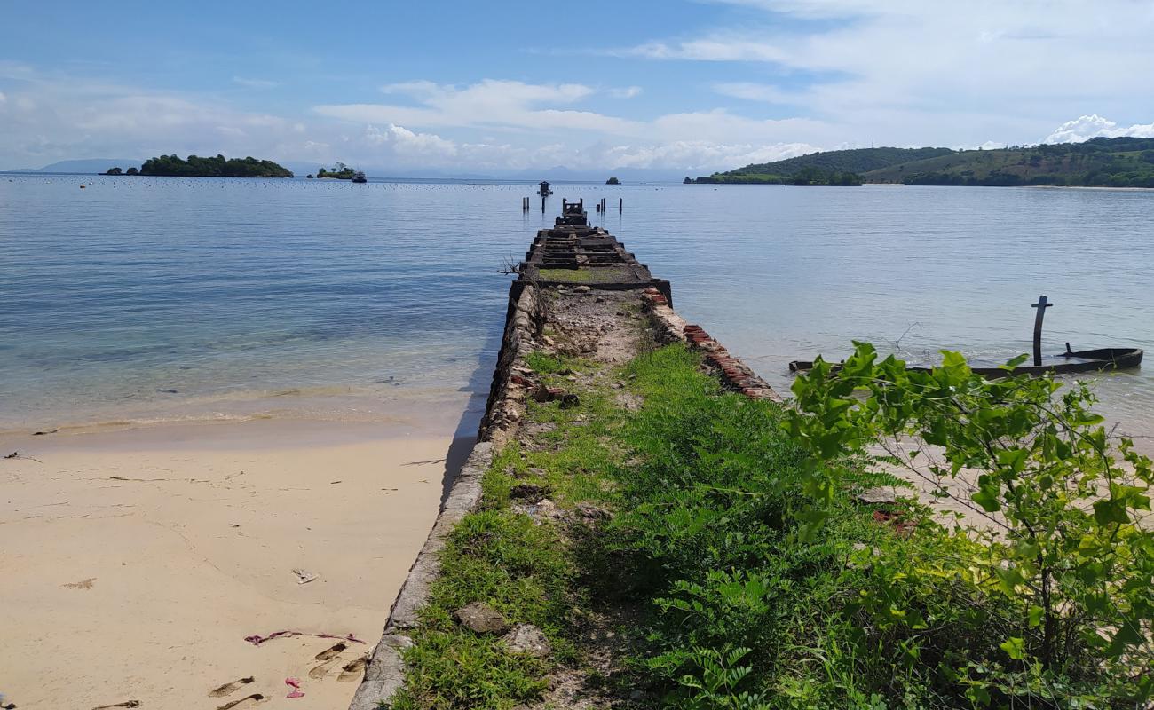 Foto de Pantai Segui II con arena rosa superficie