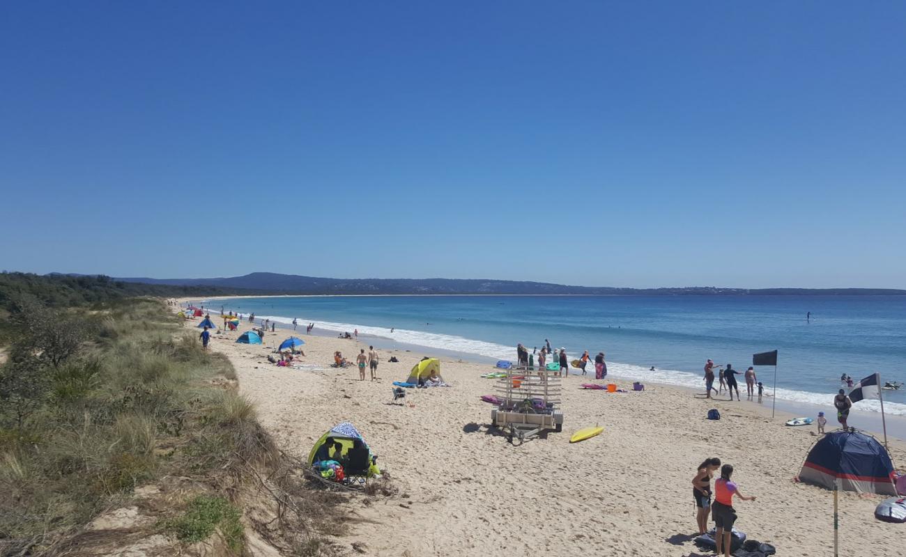 Foto de Jiguma Beach con arena brillante superficie