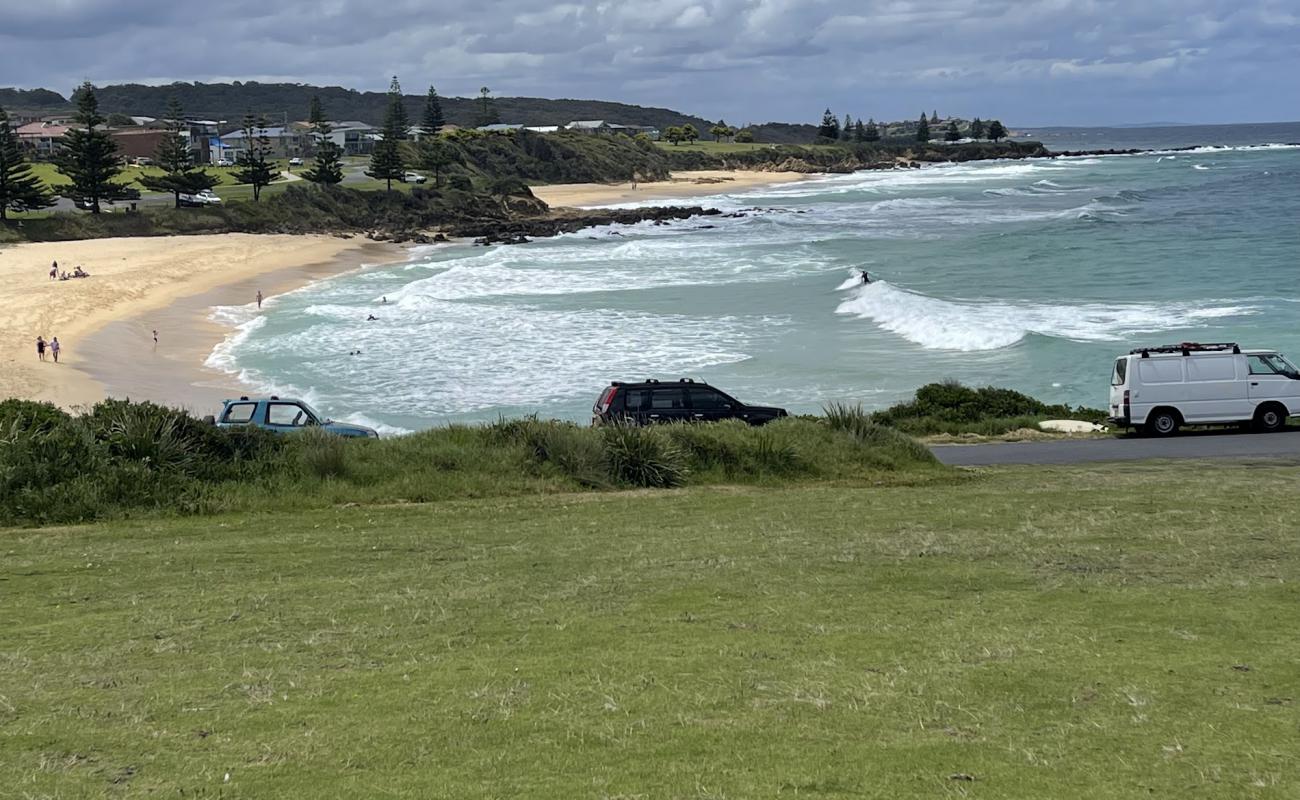 Foto de Carters Beach con arena brillante superficie