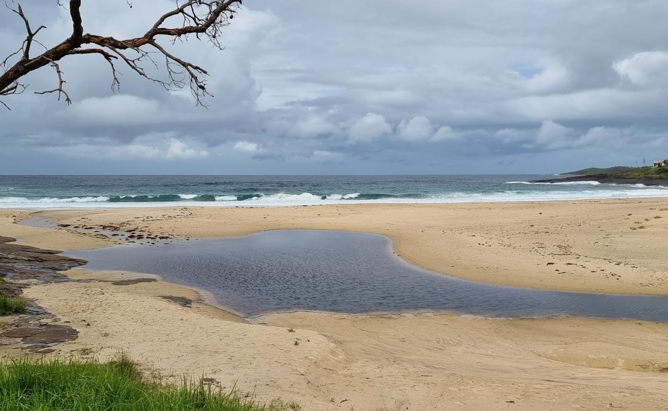 Foto de Cormorant Beach con arena brillante superficie