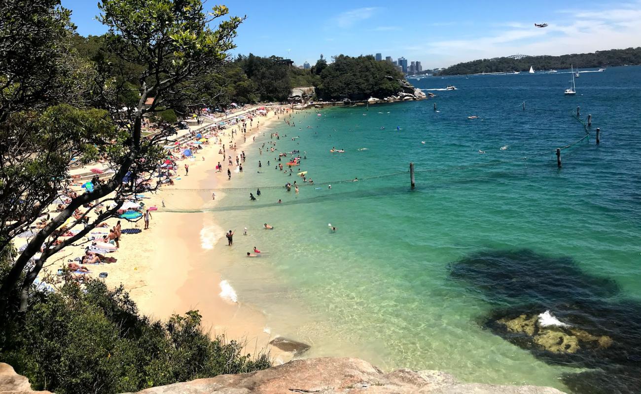 Foto de Shark Beach con arena brillante superficie