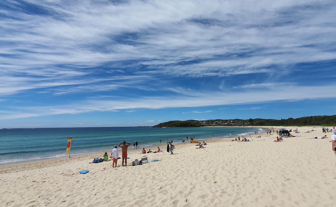 Foto de Fingal Bay Foreshore Reserve con brillante arena fina superficie