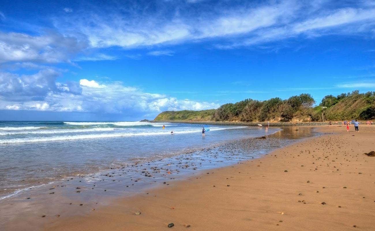 Foto de Wallabi Beach con arena brillante superficie