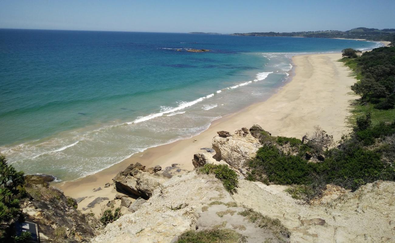 Foto de Campbells Beach con arena brillante superficie