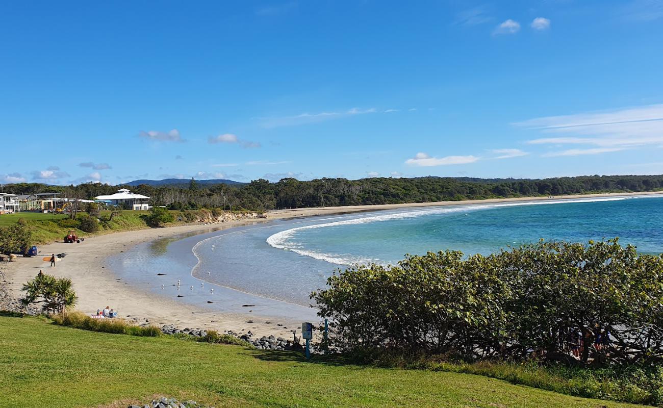 Foto de Arrawarra Beach con arena brillante superficie