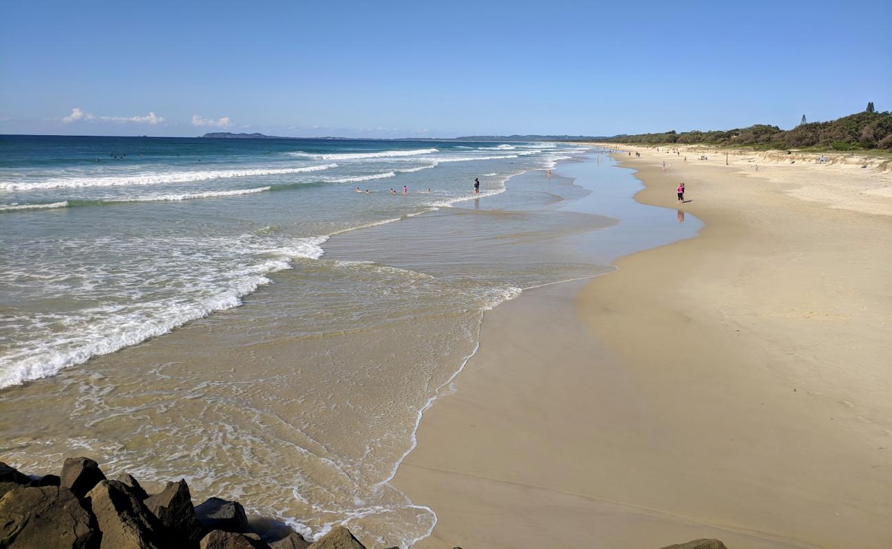 Foto de Brunswick Heads Main Beach con brillante arena fina superficie