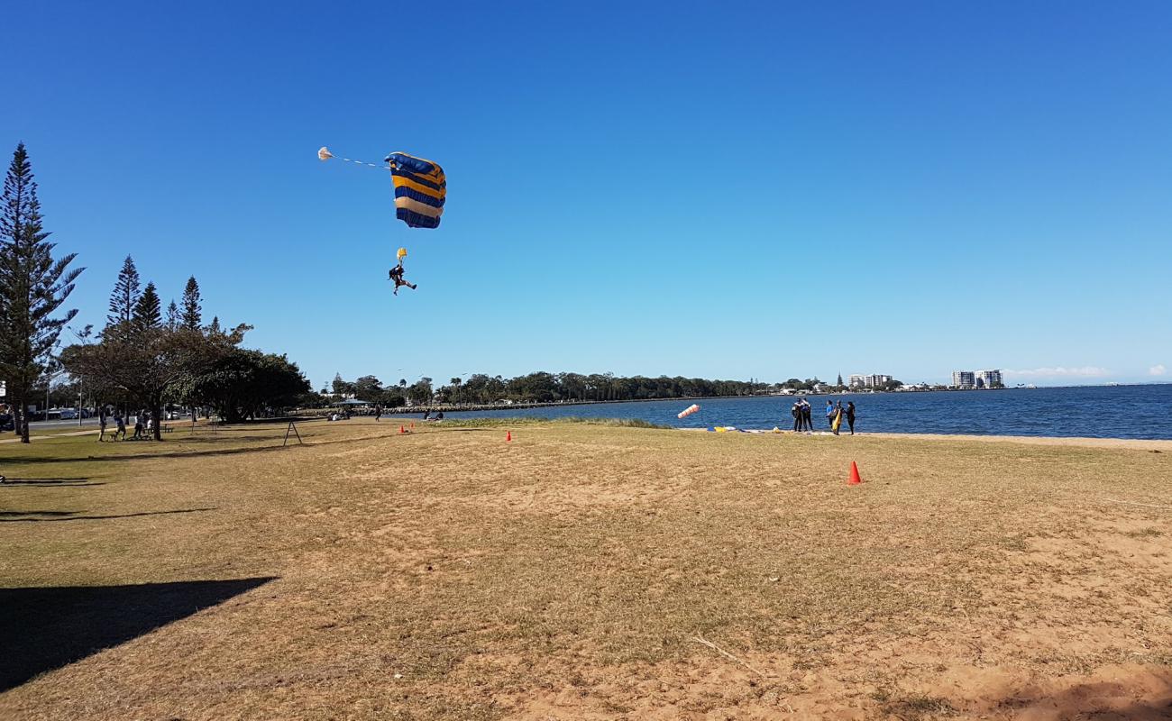 Foto de Bells BeachPark con arena brillante superficie