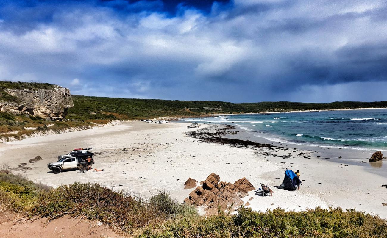 Foto de Kilcamup Beach con arena brillante superficie