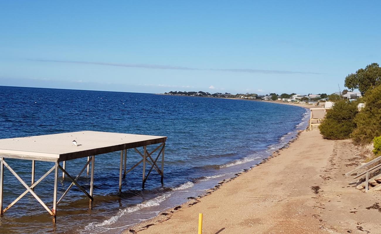 Foto de Black Point Beach con arena brillante superficie