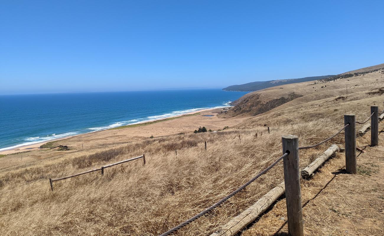 Foto de Tunkalilla Beach con arena brillante superficie