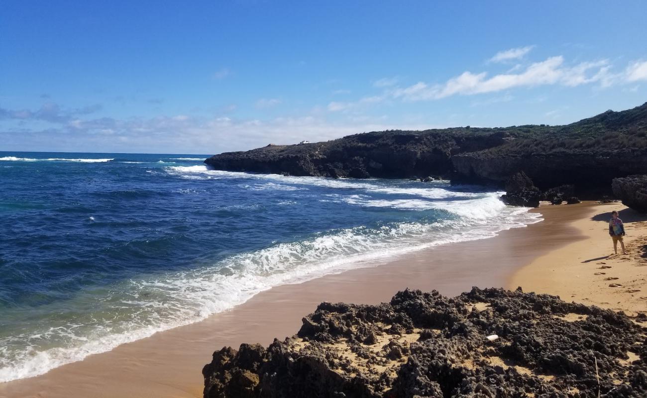 Foto de Glass Beach con arena brillante superficie