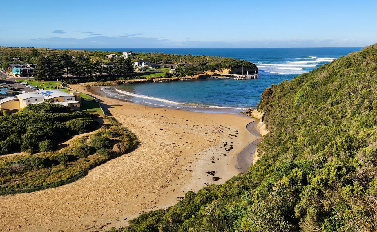 Foto de Port Campbell Beach con arena brillante superficie