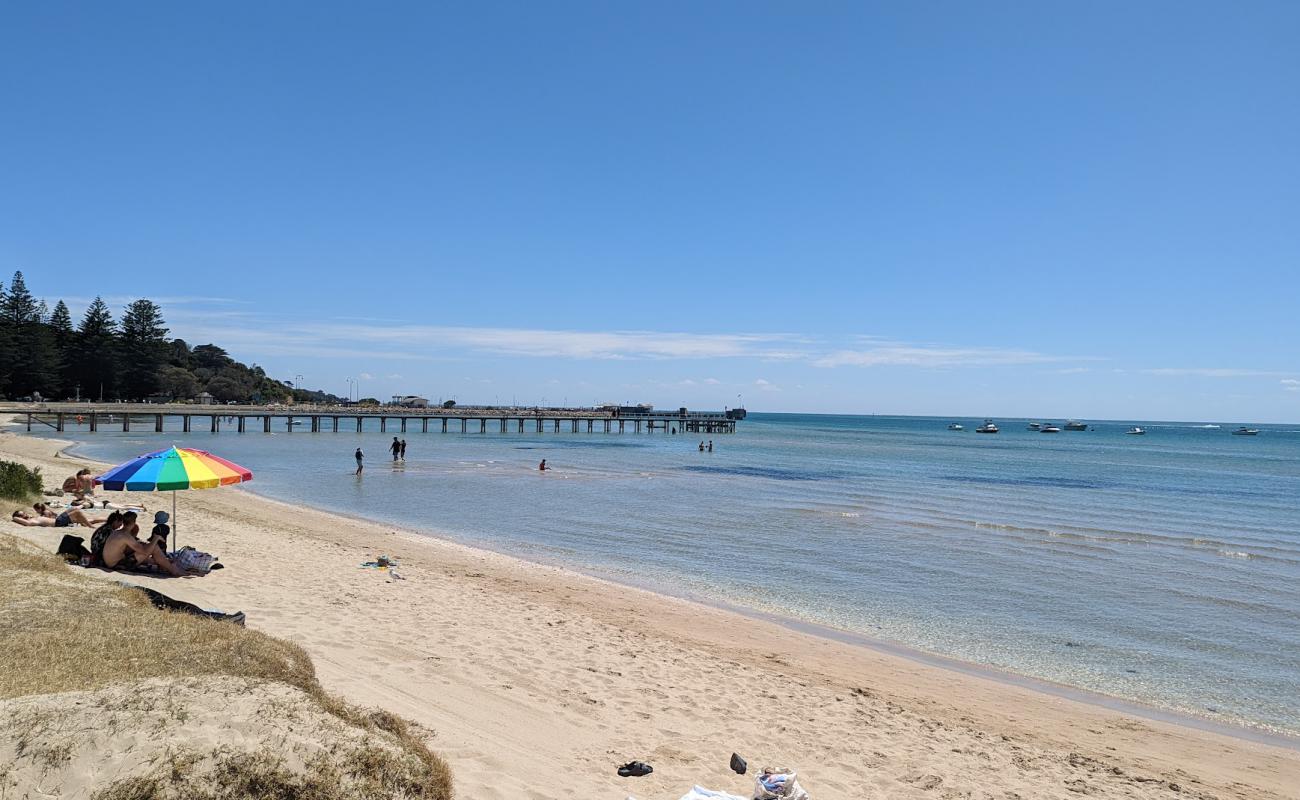 Foto de Sorrento Beach con arena brillante superficie