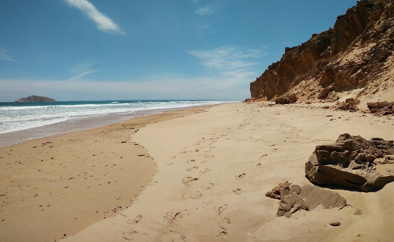 Foto de Darby Beach con arena brillante superficie