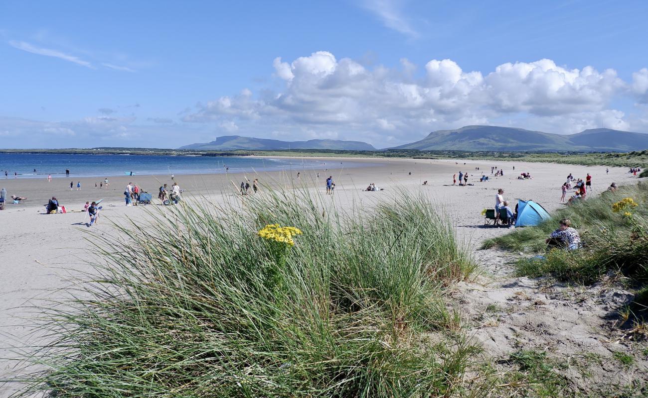 Foto de Mullaghmore Beach con arena brillante superficie