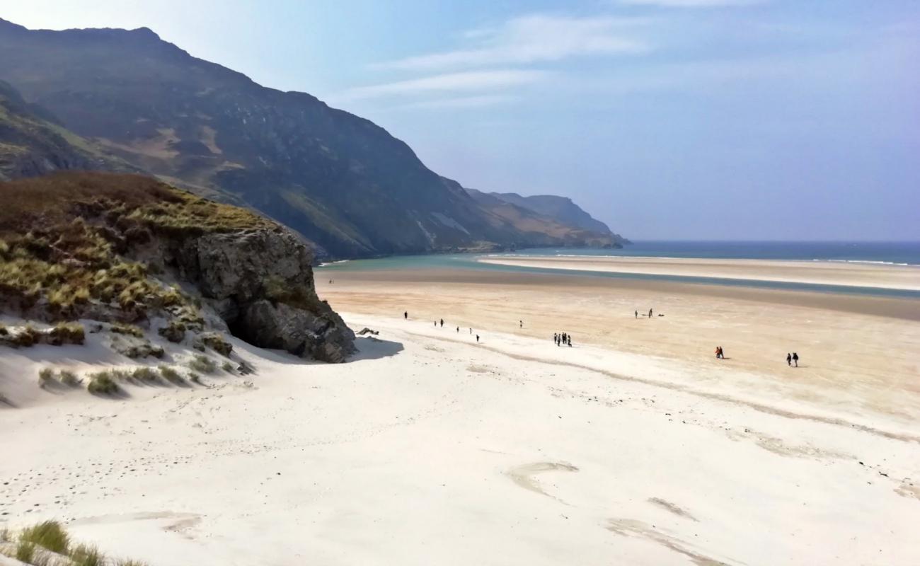 Foto de Maghera Beach con arena brillante superficie