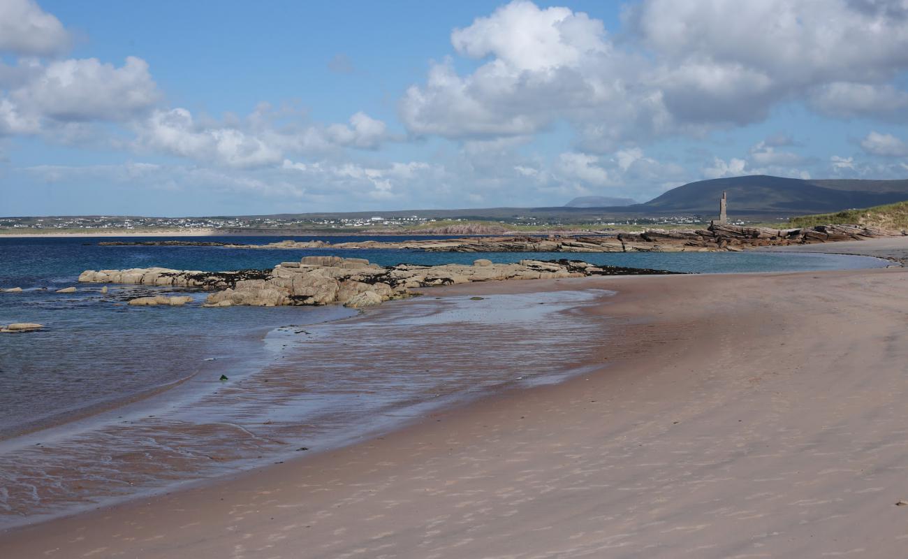 Foto de Sand Beach con arena brillante superficie