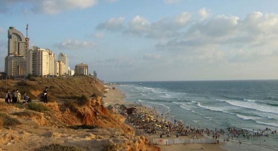 Kiryat Sanz beach