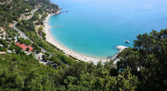 Luca Ferrari beach