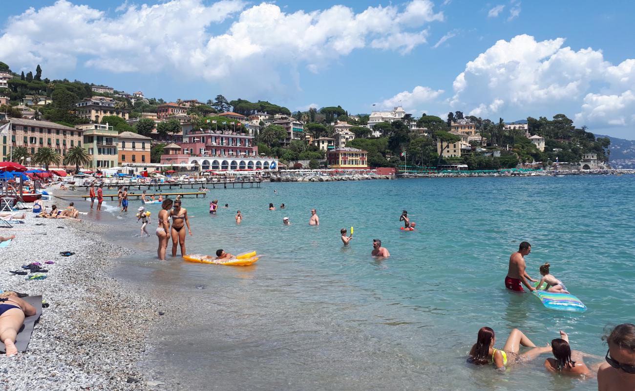 Foto de Santa Margherita con guijarro fino gris superficie