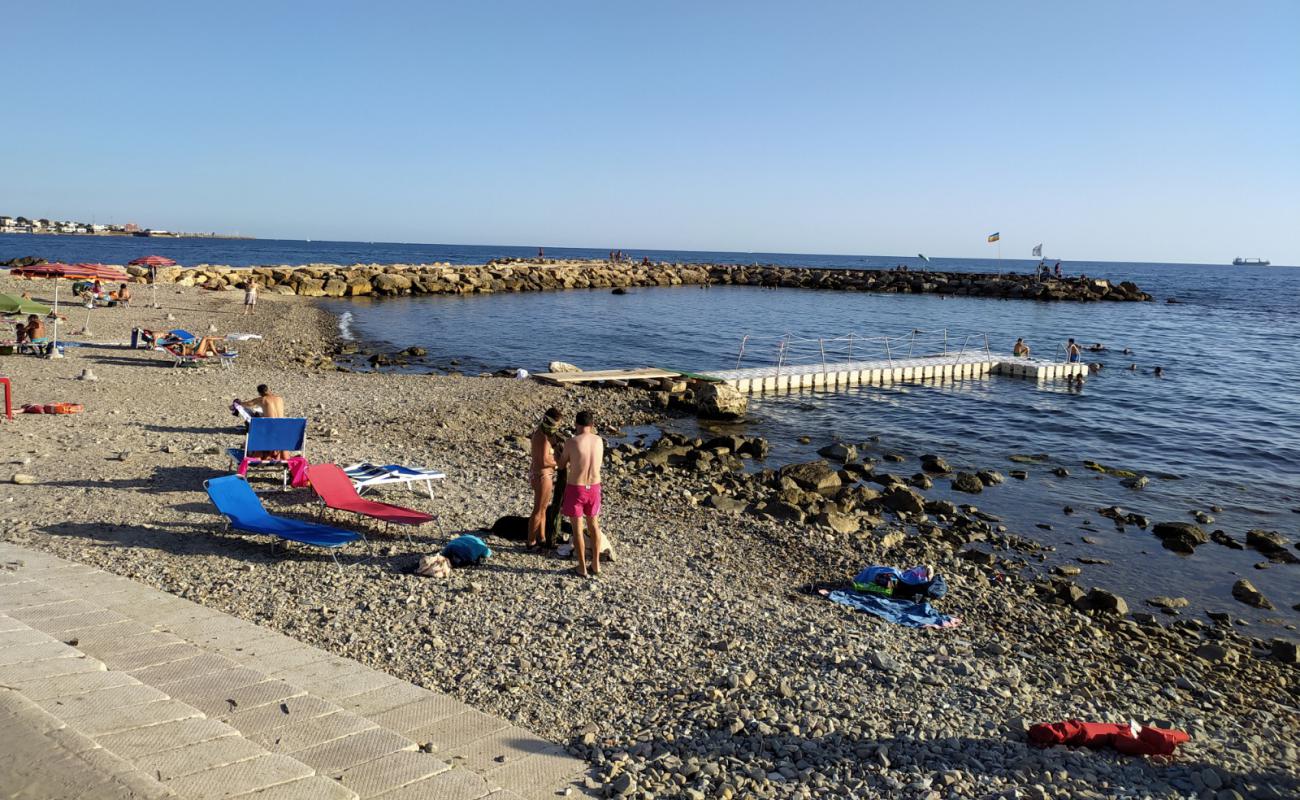 Foto de Spiaggia il pirgo con piedra superficie