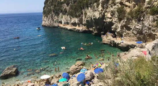 Mitigliano beach