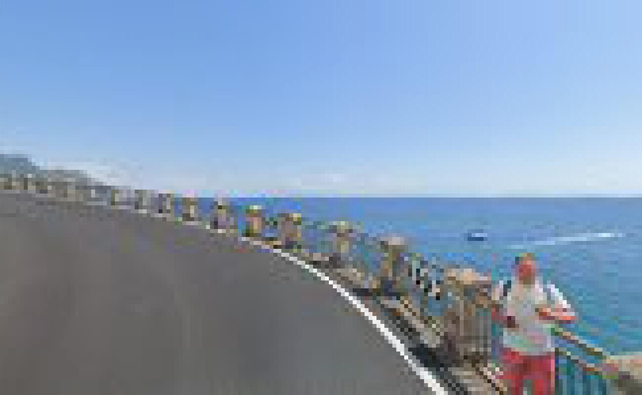 Foto de Spiaggia di atrani con arena gris superficie