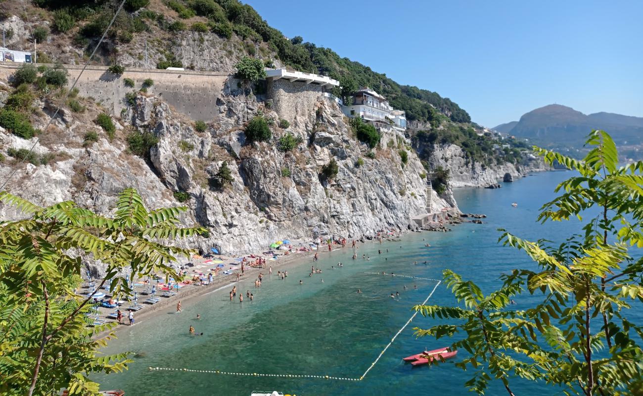 Foto de Spiaggia del Lannio con guijarro fino oscuro superficie