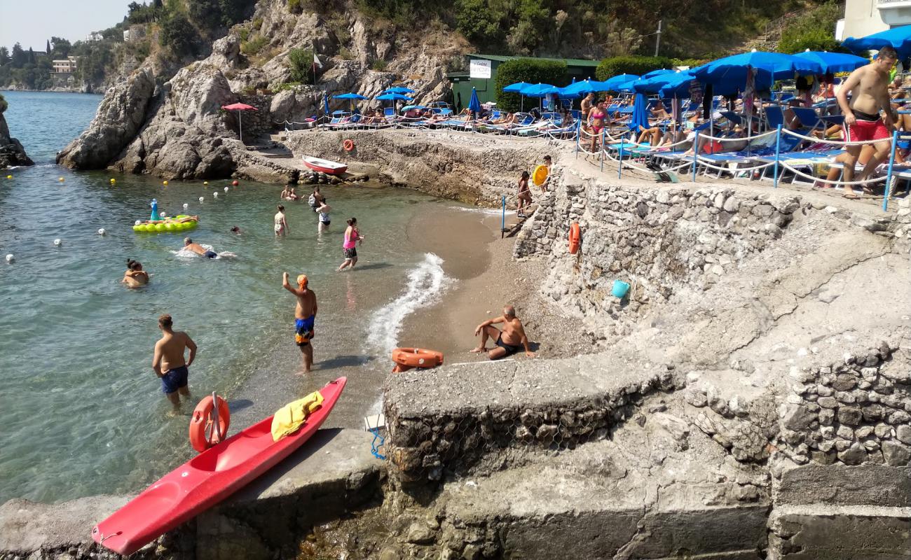 Foto de Lido a' cartera con guijarro fino gris superficie