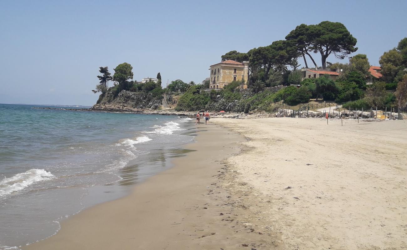 Foto de Playas de Agropoli con arena oscura superficie