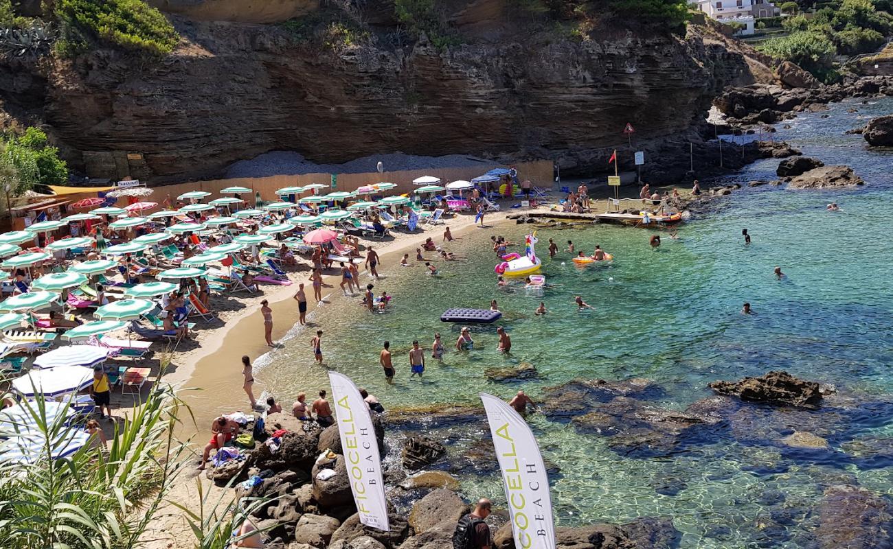 Foto de Playa Ficocella con brillante arena fina superficie