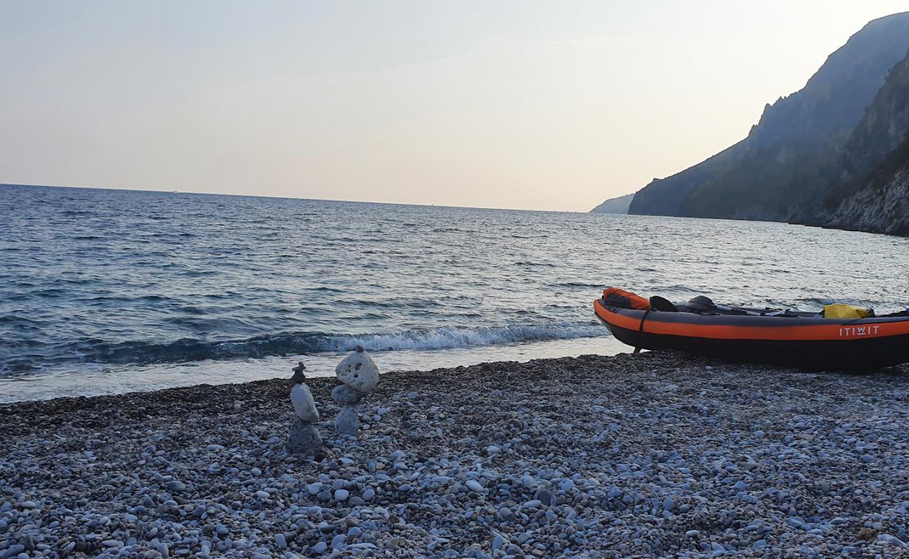 Foto de Pianoro di Ciolandrea beach con guijarro gris superficie