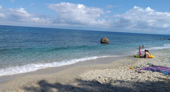 Scoglio la Vrace beach