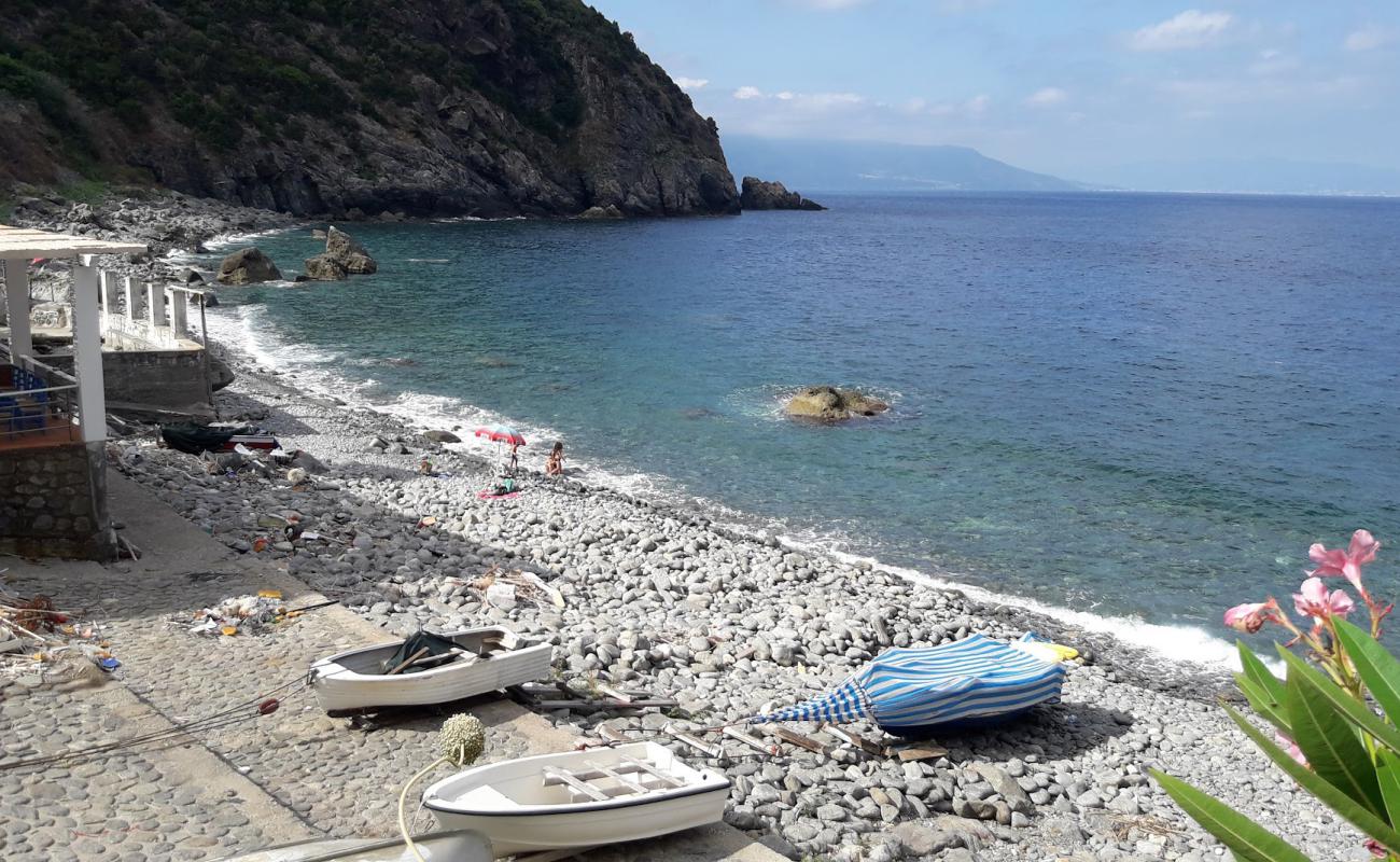 Foto de Marinella Di Palmi con piedra superficie