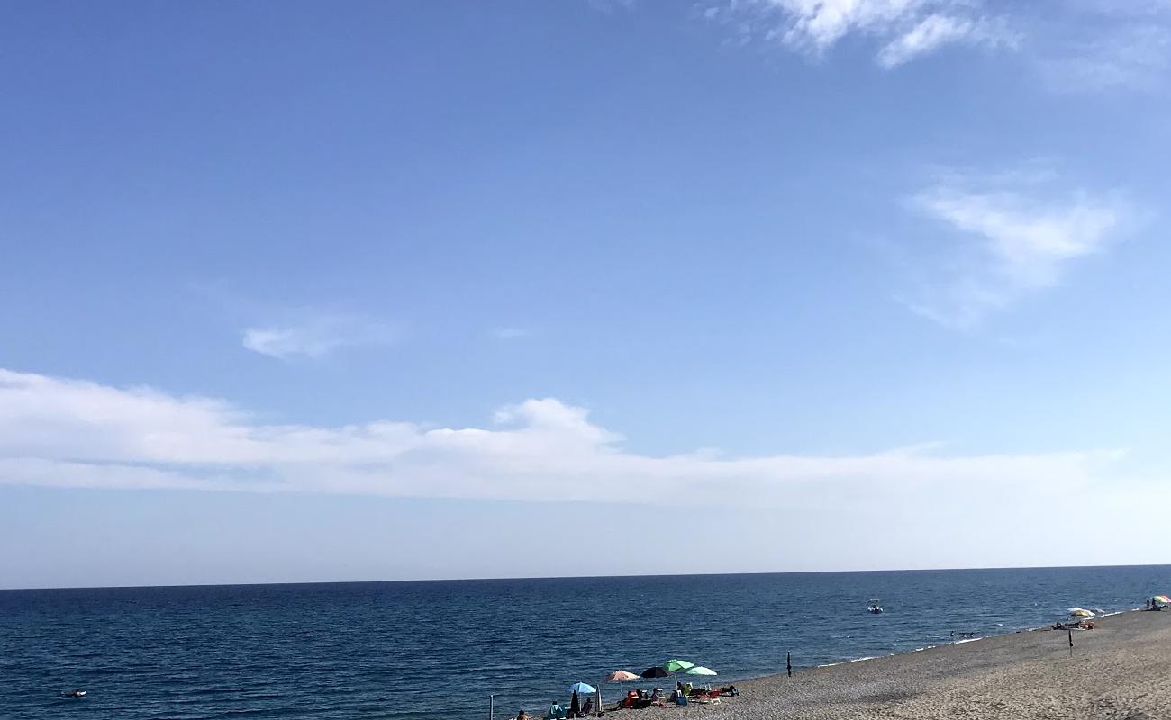 Foto de Torre Ellera beach con guijarro fino oscuro superficie