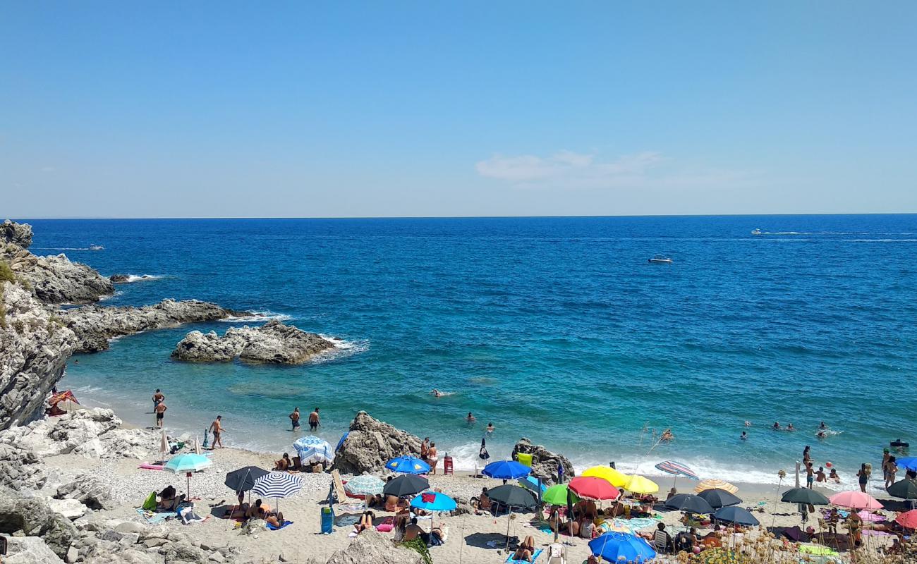 Foto de Copanello Beach II con arena gris y guijarros superficie