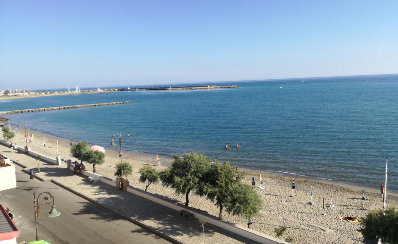 Foto de Cariati beach II con arena gris y guijarros superficie