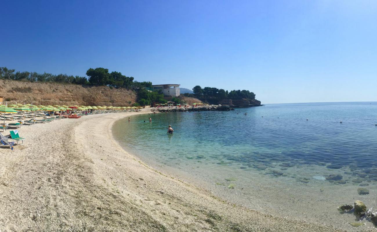 Foto de Playa Lido Macchia con arena brillante superficie