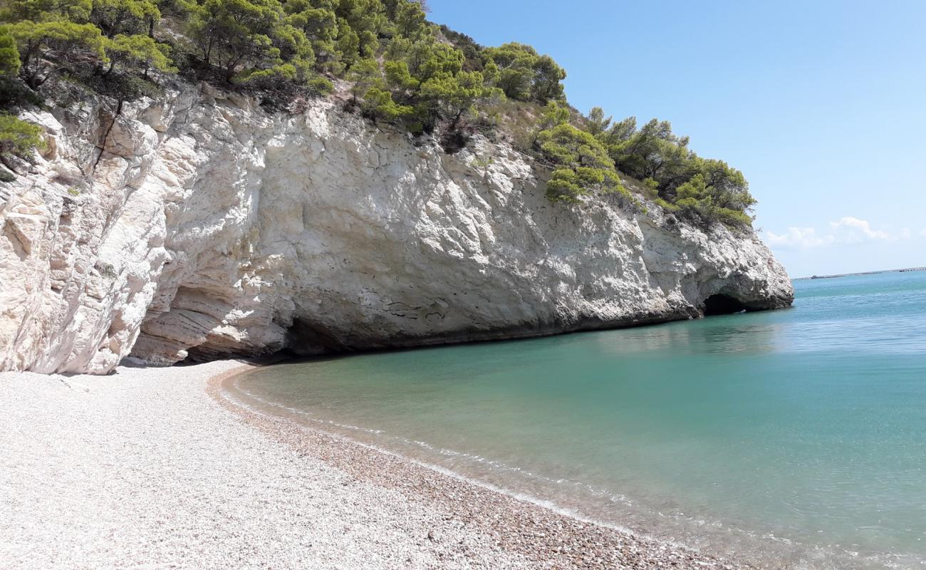 Foto de Valle delle Sirene con guijarro fino claro superficie