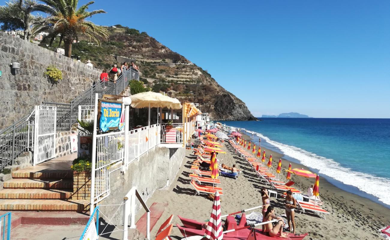 Foto de Playa Maronti con guijarro fino gris superficie