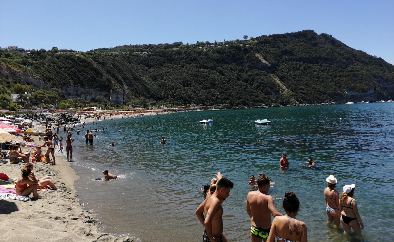 Foto de Spiaggia Di Citara con brillante arena fina superficie