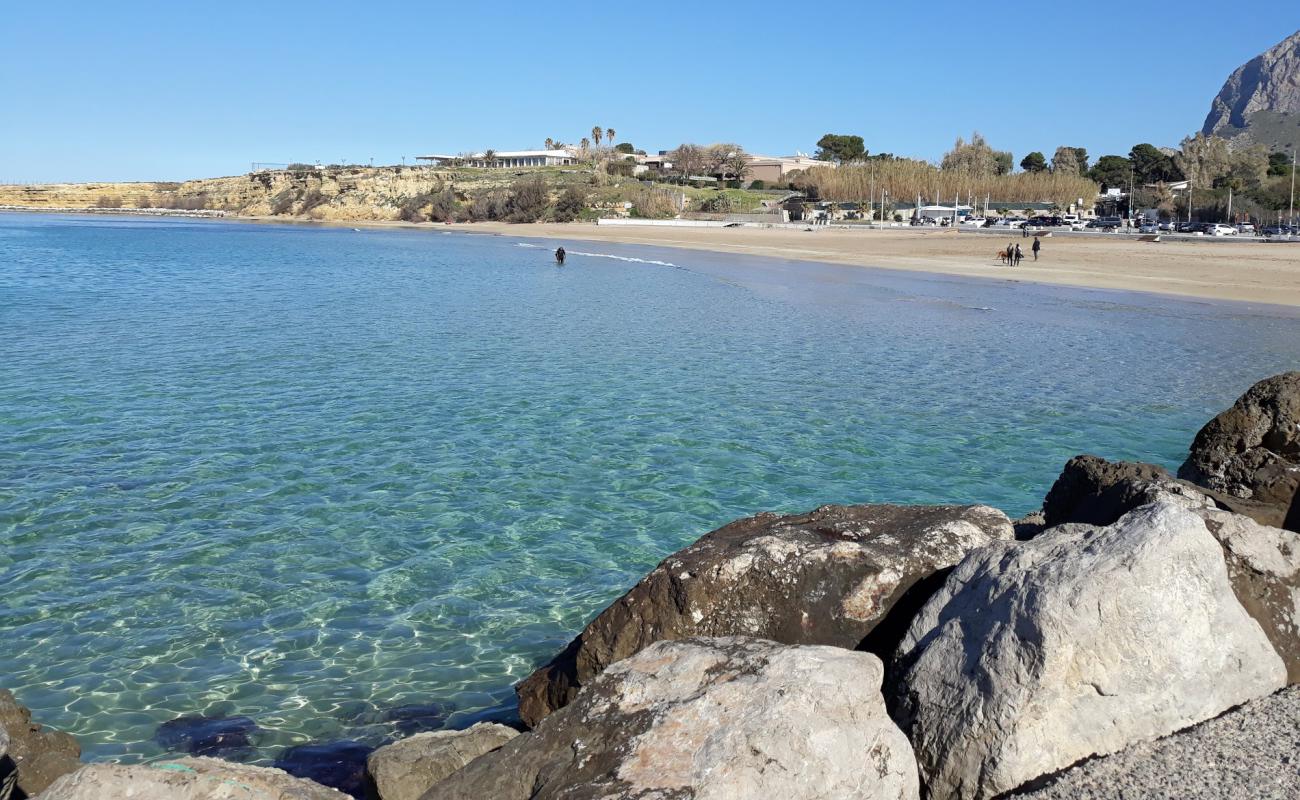 Foto de Playa Magaggiari con arena brillante superficie