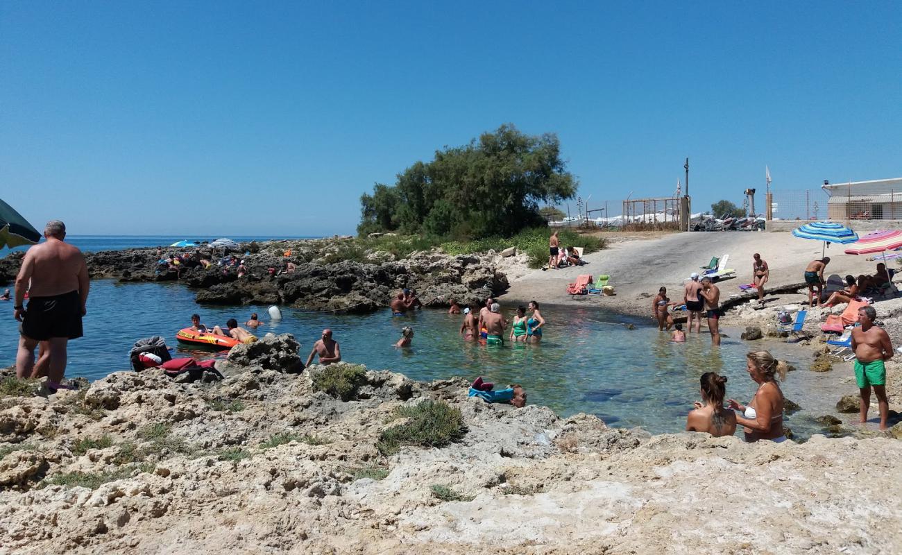 Foto de Spiaggia di Posto Vecchio con piedra superficie