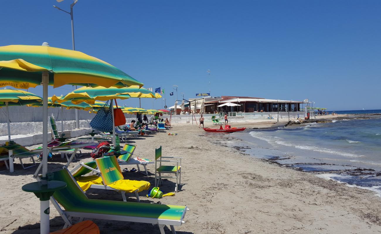 Foto de Spiaggia di Specchiolla con arena brillante superficie