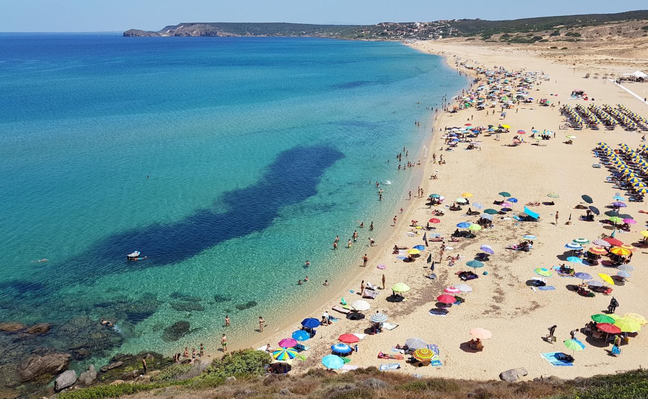 Foto de Playa de Torre dei Corsari con brillante arena fina superficie